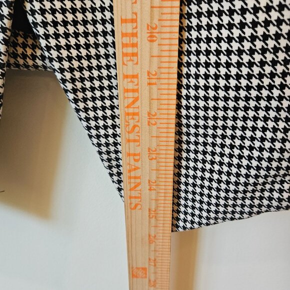 Torrid Studio Ponte Buttoned Tailored Suit Vest Houndstooth Blk/Wht Size 3 - Picture 4 of 7